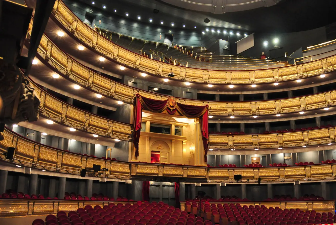 La sala del Teatro Real de Madrid, vista desde el escenario